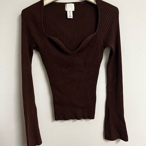 H&M Fitted Brown Sweater with Flared Sleeves